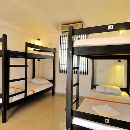 Sea Breeze Guest House נגומבו חדר תמונה