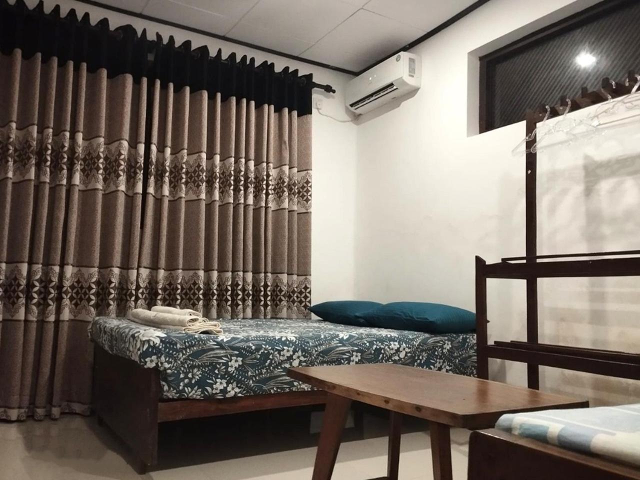Sea Breeze Guest House נגומבו מראה חיצוני תמונה