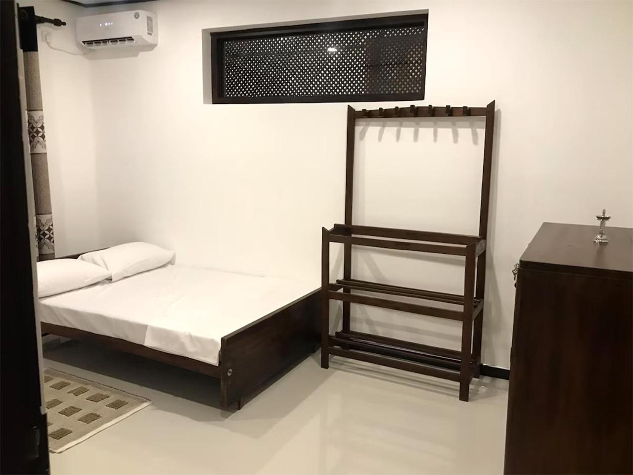 Sea Breeze Guest House נגומבו מראה חיצוני תמונה