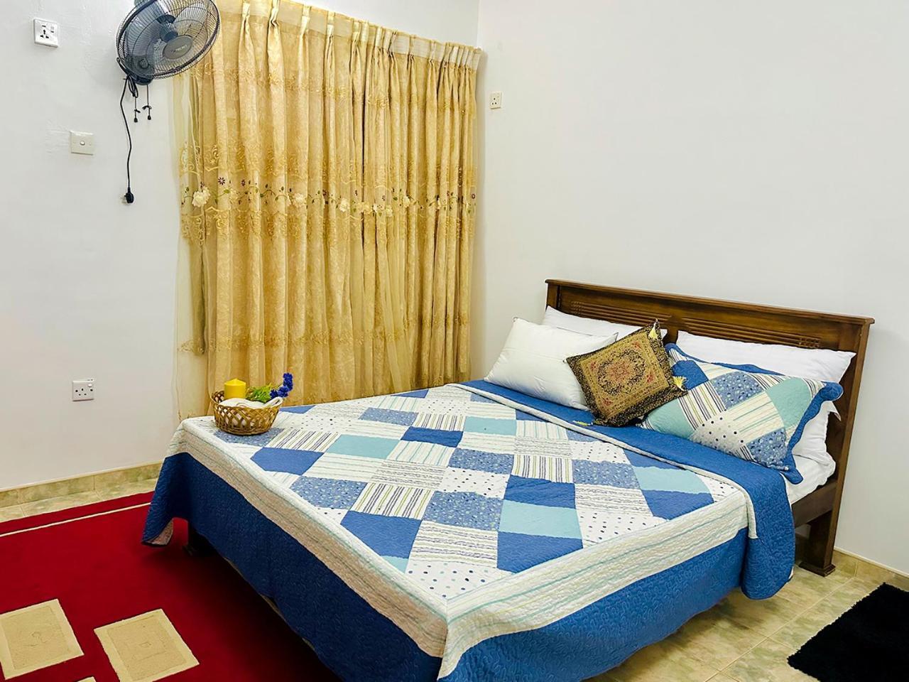 Sea Breeze Guest House נגומבו מראה חיצוני תמונה