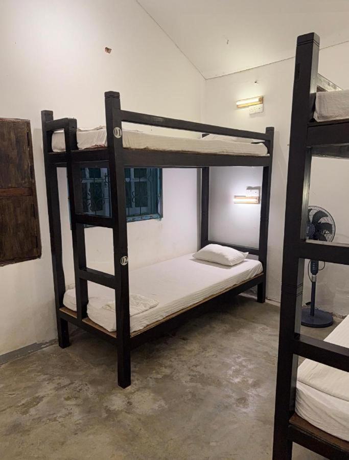 Sea Breeze Guest House נגומבו חדר תמונה