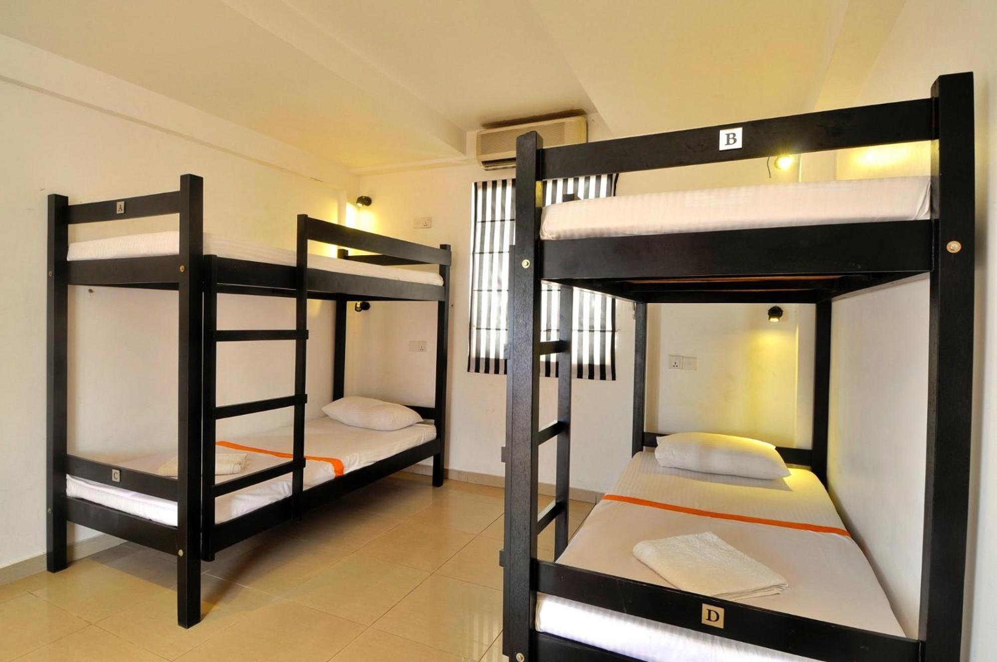 Sea Breeze Guest House נגומבו חדר תמונה
